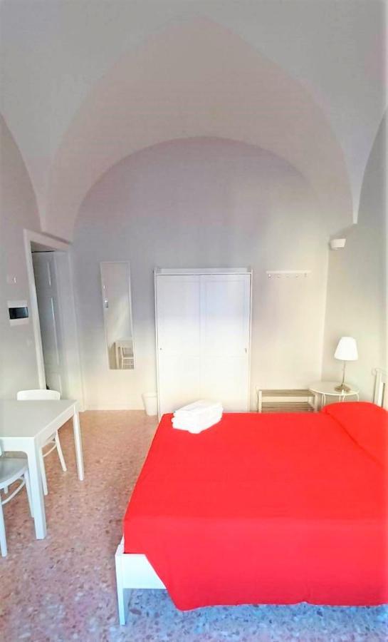 Tagghiate House Hotel Lecce Exterior photo